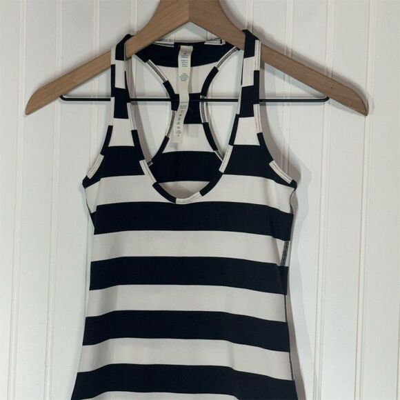 Lululemon Cool Racerback Tank Top Black White Striped Size 2 Yoga Gym Run Logo - Picture 2 of 8